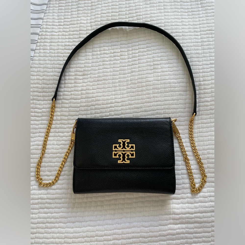 Britten chain wallet/ crossbody Tory Burch